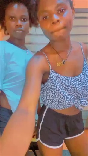 extical gh.17 (@giftyadutwumwaa8)’s videos with original sound - Layla Ba🇬🇭Village Boi🇳🇬