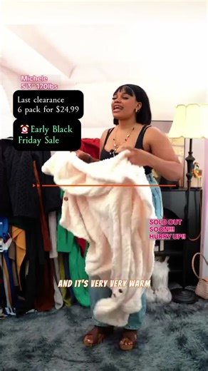 Instant cozy aura! This fuzzy jacket is your secret to creating warm vibes, anywhere