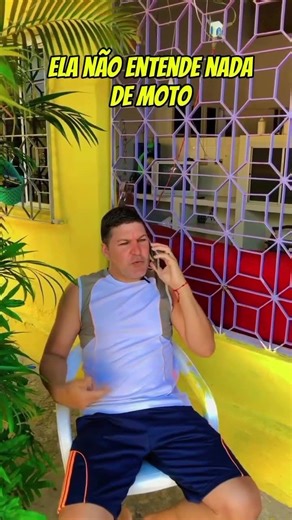 Quem disse que mulher não entende de moto 🤣 #mulher #moto #viraliza