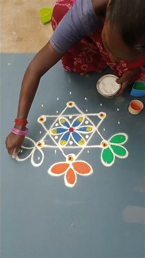 simple star kolam designs with dot's