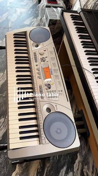 Yamaha PSR-275 Keyboard: Perfect for Beginners & Hobbyists