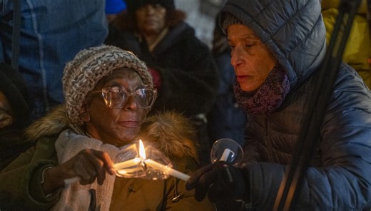 Killings of Black Panthers marked with a plaque in Chicago 56 years later