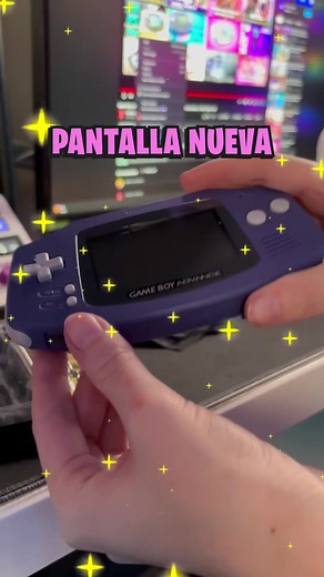 Cambio de Mica Rayada en Game Boy Advance: Restaurando y Reparando