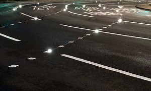 Smart cat's eyes to light up major roundabouts