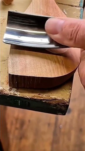 Precision Wood Carving Techniques Using Sharp Chisels #shorts