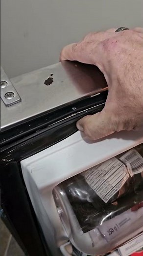 Fridge door gasket fix