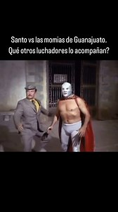 Fragmento de la película de 1972 dirigida por Federico Curiel, titulada “Las momias de Guanajuato”, en la cual su protagonista, el luchador El Santo, agarra a moquetazos con la siniestras momias de Guanajuato las cuales cobran vida para vengarse cuando un ancestro del Santo derrotó a un antiguo guerrero llamado Satán. Qué otros luchadores combaten el mal junto con el Santo? Una de las películas icónicas de culto del cine mexicano. La viste? #reels #reelsmexico #instagramreels #instagrammexico #m