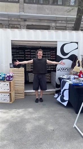 DREAM booth setup ‪@vistaprint‬ #madewithvistaprint #VistaPrintpartner #boothdisplay #vendormarket