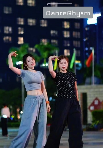 Happy dance ❤️ #treanding #fpy #dancers #dancechallenge #vairalvideo