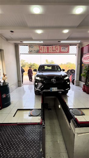 3D wheel alignment. Ultra-fast cameras map your car in real time, dialling in laser-sharp accuracy for perfect balance and killer road grip. Smoother rides, tighter handling, zero pull — just pure performance. Step in, align, and roll out like a pro. 🔥🚗💨#viral #tuning #trending #tiktok #viral