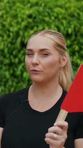 Small friendship circle? Green or Red Flag? Are they super loyal and selective? Are they socially