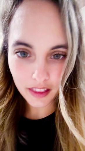 Crayola Mess Free Color Wonder Stow & Go Studio - Creative Fun for Kids