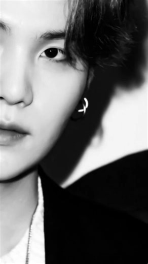 もうやめて｡かわいいカワイイ可愛いcawaii…無理｡やめないで。#ユンギ #ユンギペン #ミンユンギ #yoongi #suga #bts #army