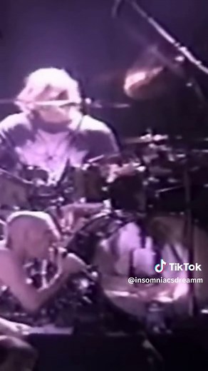 TOOL - Forty Six & 2 LIVE 10/16/96 #toolband #danneycarey ##justinchancellor #adamjones ##maynardjameskeenan #puscifer #aperfectcircleband #apc #tool #concert #concerts #music #musictok #drums #guitar #bassguitar #albums #lateralus #90smusic #Ænima #10000days #fearinoculum #undertow