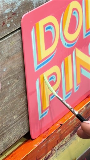 It’s all in the detail. #signwriting