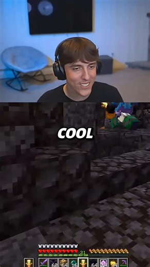 Donut finds the biggest stash in the server #donut #donutsmp #drdonut