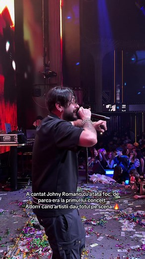 E mult, e greu! @Johny Romano ❤️ #johnyromano #concert #fy #fyp TikTok