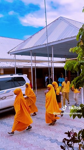 فيديوهات أنشأها Garaadso Academy (@garaadsoacademy) باستخدام original sound - Garaadso Academy