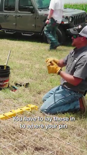 This is our Stretcher Bar! Check out this quick demonstration! #farmlife #ranchlife #visualranch #cowboys #staytuff #staytufffence #wirefence | Stay-Tuff Fence