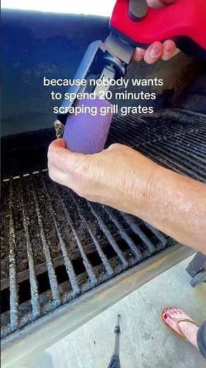 grill cleaner and scrubber for removing baked-on grease and food residue, easy grill cleaning tool