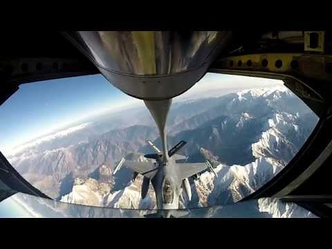 Best KC-135 refueling footage