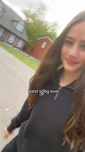 MONEY OVER EVERYTHING MONEY ON MY MIND #music #drake #fyp #relatable #christmas