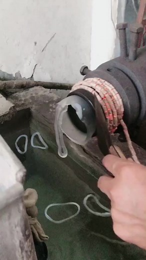 Hands-on Mechanical Threading Process Explained