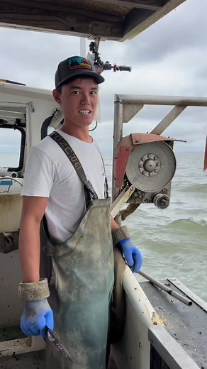 1.3M views · 10K reactions | If you’re not pranking the fleet you ain’t no crabber! #bodkinpointseafood #fvsoutherngirl #youaintnocrabber #Maryland #crabbing #chesapeakebay #seafood #smallbusiness #commercialfishing #crabber #DIY #crab #crabfishing #buylocal #maintenance #canitcatch | FV Southern Girl Bodkin Point Seafood | Facebook