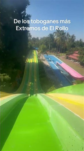De los toboganes más extremos de El Rollo #toboganes #parqueacuático #adrenalina