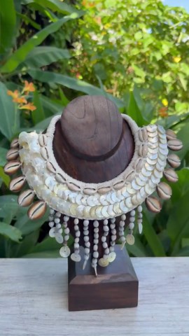 Goddess Shell Necklace - Etsy