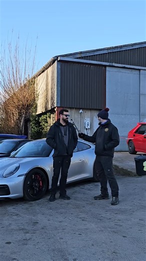 🎥 991 vs 992… GTS vs Turbo… let’s talk 👀 Caught up with @daveturner5656, the man behind this stunning @porsche 992 911 Carrera GTS, which he kindly brought along to @mobo_group Super Sunday 🤍 But there’s a little friendly rivalry brewing… A certain 911 Turbo owner thinks they’ve got the upper hand 👀 So the real question is… 💥 Which one’s actually quicker? 💬 GTS purists or Turbo loyalists — sound off in the comments 👇 This is what Super Sunday is all about: epic cars, great people, and eve