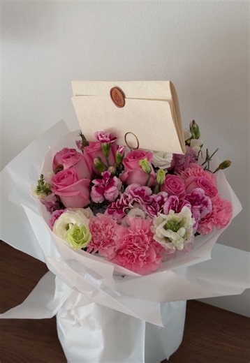 Table for two, please 💌 | Table Plates