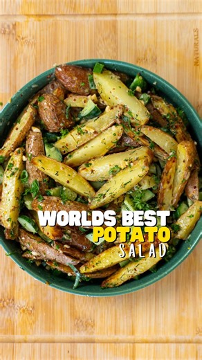 Condensed milk doesn’t make the best potato salad, this is infact the best potato salad recipe 😂 700g Abby potatoes 1/2 tbsp olive oil 20g green onions, chopped 140g cucumbers, quartered 30g cashews, diced 1 tbsp dill, diced 1 tbsp parsley, diced For the dressing 60g mayo 1 tbsp mustard 3 cloves garlic, minced 1 tbsp lemon juice 1 tbsp honey Salt and pepper to taste Chilli flakes Serves 4 Calories - 283 | Better with Balance