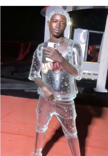 Comment créer des photos avec effet verre super viral de ces derniers temps ? Modèle de filtre photo eau Hypic, Comment utiliser le modèle de filtre photo Hypic, Modèle de filtre photo laine Hypic à copier-coller, Utilisation du modèle de filtre photo Hypic, Modèle de filtre photo bonbon gélifié Hypic, Essaye ce modèle de photo Hypic, Modèle eau Hypic, Modèle de fond d’écran Hypic, AI Candy Jelly Transformation Tutorial 🍬 AI Candy Jelly Effect Guide Turn Yourself into a Candy Jelly with AI ✨ AI