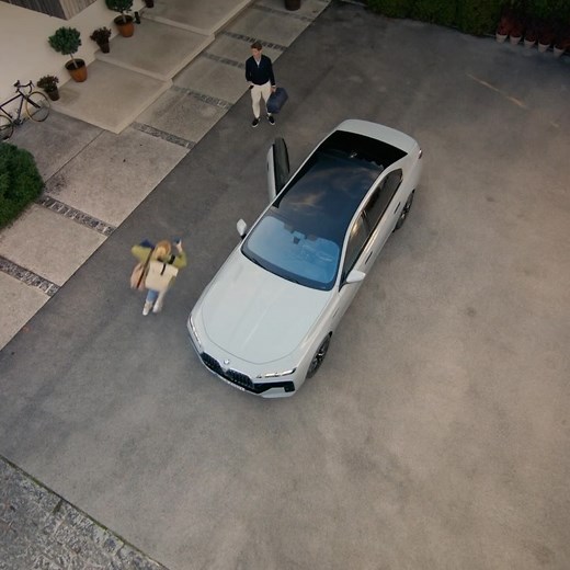 BMW Türkiye on Instagram: "BMW ConnectedDrive ve Otomatik Kapılar özelliğiyle akıllı telefonunuzdan otomobilinizin kapılarını açıp kapatabilirsiniz. ConnectedDrive’ın akıllı çözümleriyle yeni nesil sürüş keyfini deneyimleyin."