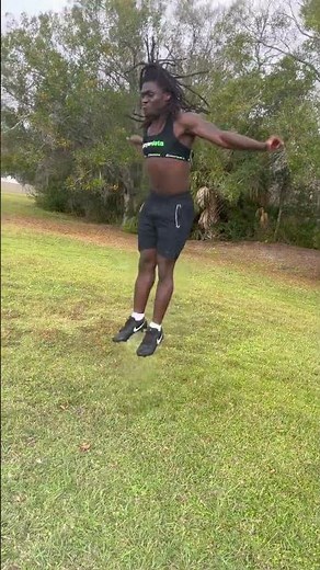 Knees to Feet Jump + Vertical Jump with Split Stance landing #football