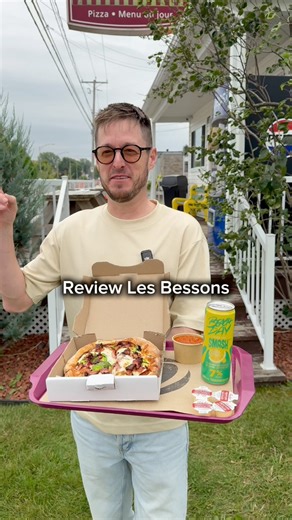 1.9M views · 15K reactions | La meilleure pizza au Québec #pizza #review #montreal #quebec #restaurant | Olivier Primeau | Facebook