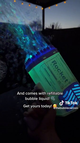 The BubbleCannon is so satisfying! 🫧 #bubblegun #bubbles #bubblebazooka #bubblemachine #tiktokmademebuyit