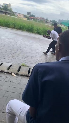 3.1K views · 27 reactions | Le robot  | Par Ker L'humoriste | Facebook