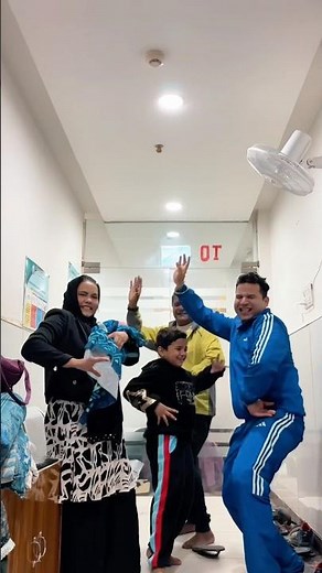 Who has so much fun in the hospital #mentalhealth #drnaazfatima #trending