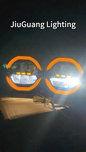 JIUGUANG LIGHTING on Instagram: "🚨120W Driving Light with Dynamic Position Light The D091-6 is more than a driving light; it’s a high-performance solution designed for professional installers and fleet specifiers who demand precision.✨ 🔸120W | 9600 Raw Lumens | 680m effective reach 🔸Hi/Lo Driving Beam for versatile use 🔸Dynamic White/Amber Position Light 🔸IP68 & IP69K standards Behind every unit is precision engineering and integrated manufacturing – delivering the reliability that professi