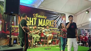 Kanta ho fuan eh... Labele tanis bainhira rona muzika ne'e! Aereportu Comoro... Mak hatene, oinsá ha'u sente... Timor Plaza Night Market Part 2 #ldr #aeroportucomoromakhatene #dorapinhere #timorleste | 𝗔𝗡𝗖𝗛𝗘 𝗖𝗔𝗕𝗥𝗔𝗟