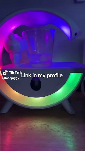 New Anti-Gravity Humidifier Desktop Mute Large Capacity Small Household Air Humidifier