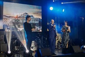 37 reactions | Мы благодарим всех читателей GQ, голосовавших за нас! ‘Метрополь’ стал лучшим в номинации «исторический гранд-отель России». | Metropol Hotel Moscow | Facebook