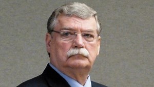 Palo Cedro chiropractor who faces criminal charges gets license reinstated