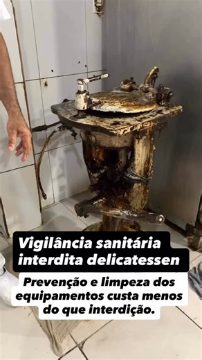JOPEB - ASSISTÊNCIA TÉCNICA ESPECIALIZADA on Instagram: "🚨 Quando um estabelecimento é interditado, quase nunca é por acaso. Na maioria das vezes, o problema não é o equipamento. É a falta de manutenção preventiva e a ausência de uma rotina de limpeza correta. Gordura acumulada, resíduos invisíveis, peças trabalhando forçadas… Tudo isso vai se somando até virar risco sanitário, falha operacional e, no pior cenário, interdição. Na JOPEB, a gente vê isso todos os dias. Por isso atuamos em duas fr
