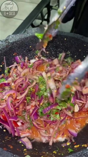 1M views · 34K reactions | Mis salseros de oro!!! Hoy es viernes de...