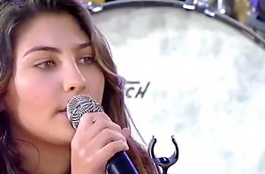 ​Watch Chris Cornell's Daughter Sing Leonard Cohen's "Hallelujah" for Her Dad and Chester Bennington │ Exclaim!