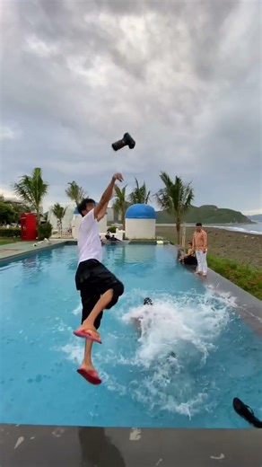 very nice funny swimming pool photoshoot #funny #swimmingpool #streetphotography
