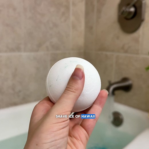 Unlock the Power of Nature! Say goodbye to sleepless nights, anxiety & muscle pain! Our therapeutic bath bombs harness Mother Nature's goodness to soothe your mind and body. • No harsh chemicals or dyes • Packed with vitamins and minerals for healthy skin • Pure ingredients from the USA Treat yourself to a luxurious experience. Ready to unwind? | Cosset Bath and Body